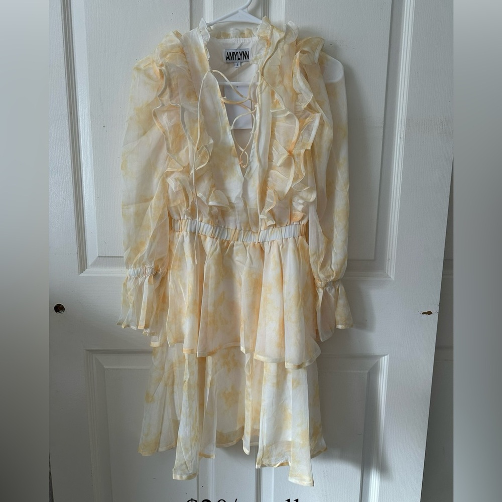 Ruffled Dress in Yellow and White
